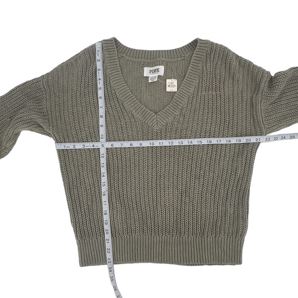 NWT PINK Victoria’s Secret Green Cable Knit V-Neck Sweater Size Small Women’s - Picture 4 of 5